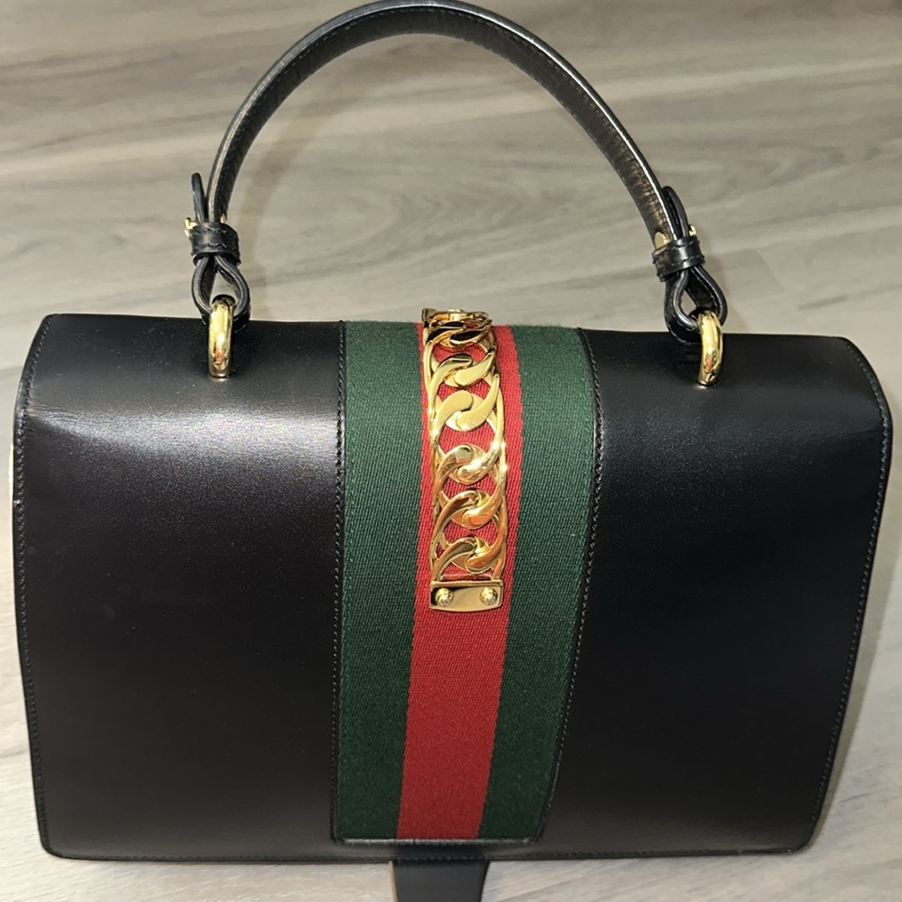 Gucci black leather, beautiful satchel purse Crossbody - Picture 3 of 9